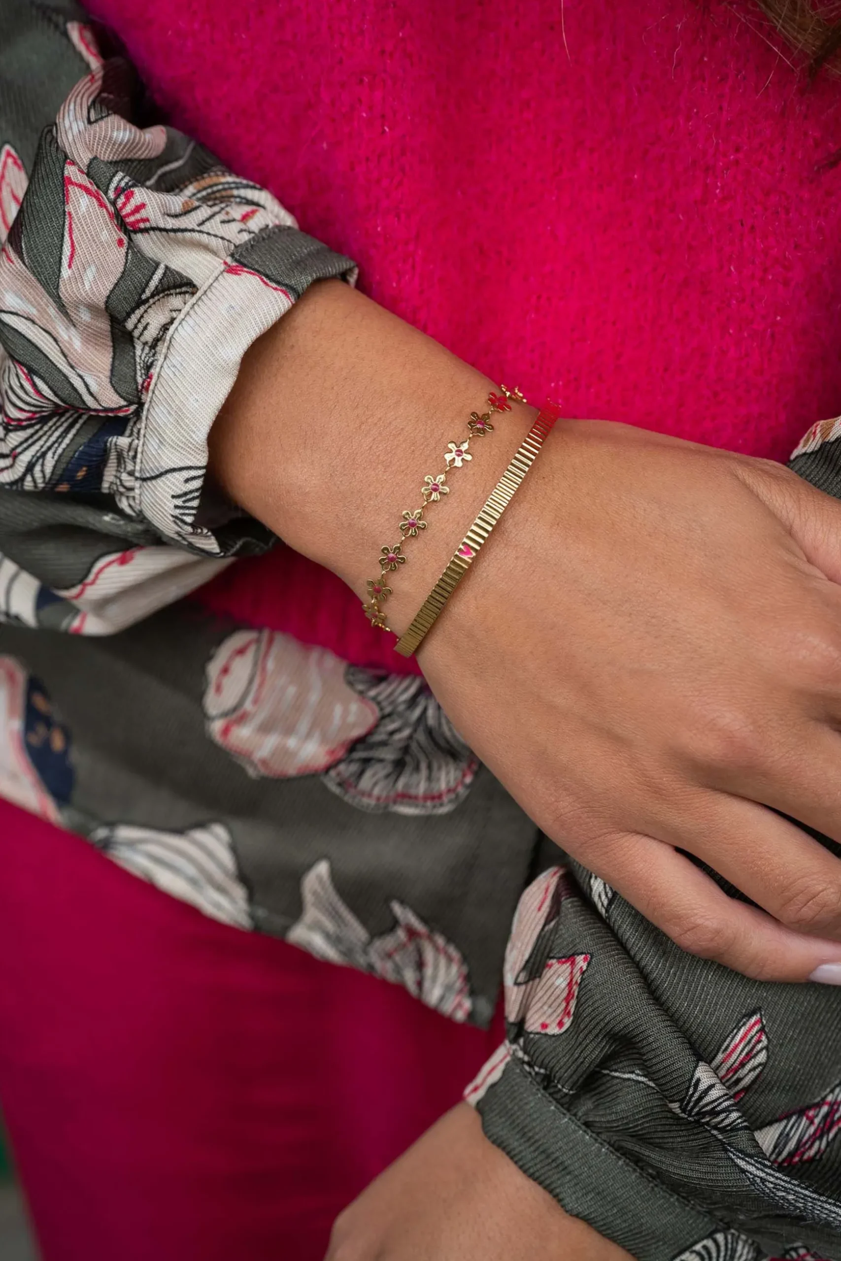zusss bangle armband met hartje roze rood