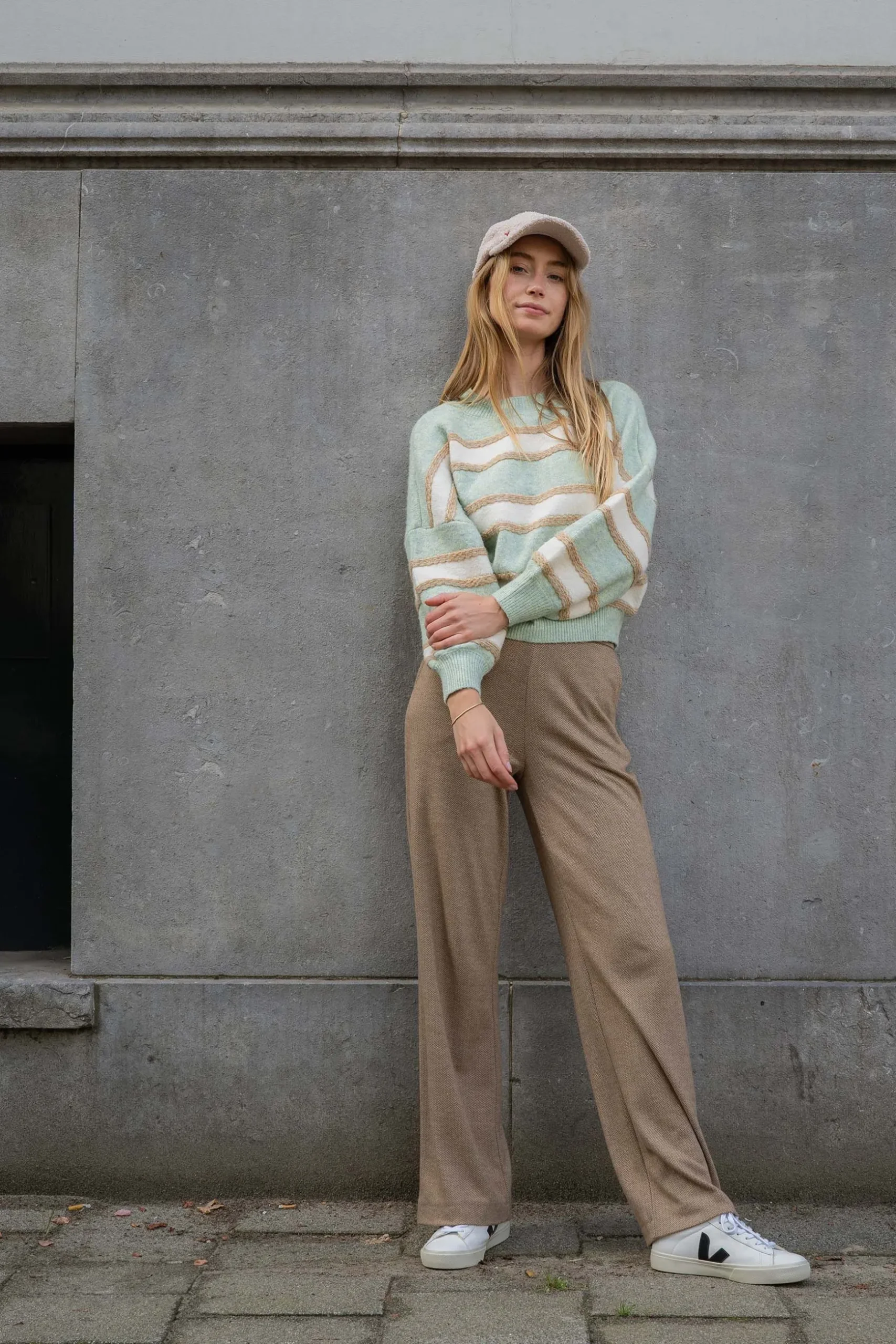 zusss broek met visgraat structuur beige