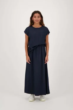 zusss satijnen twill top met boothals donkerblauw